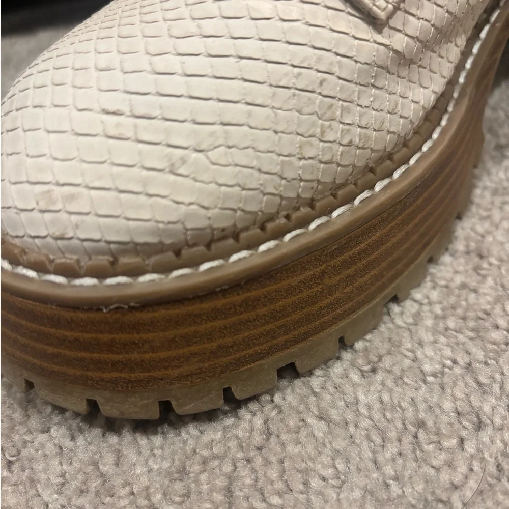 Altr’D State Cream Lace-Up Combat Platform Chunky Boots Textured 7.5 Festival - Picture 6 of 11